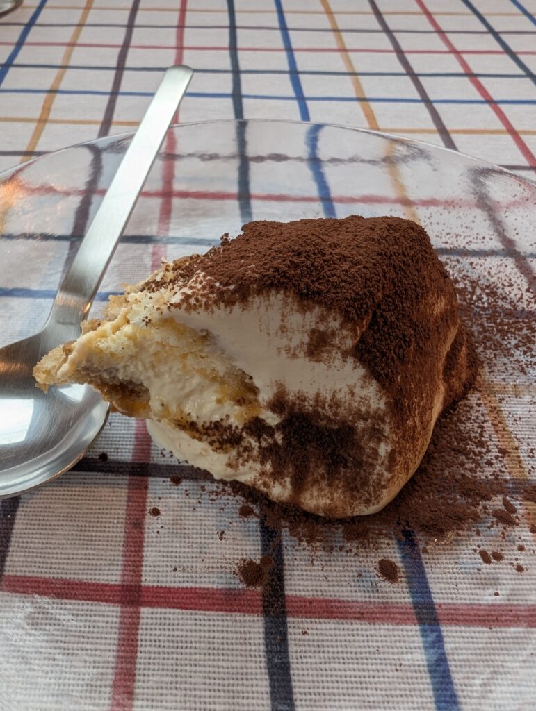 pizzeria CERVO 自家製ティラミス 鹿沼市
